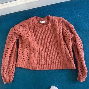 Hollister sweater
